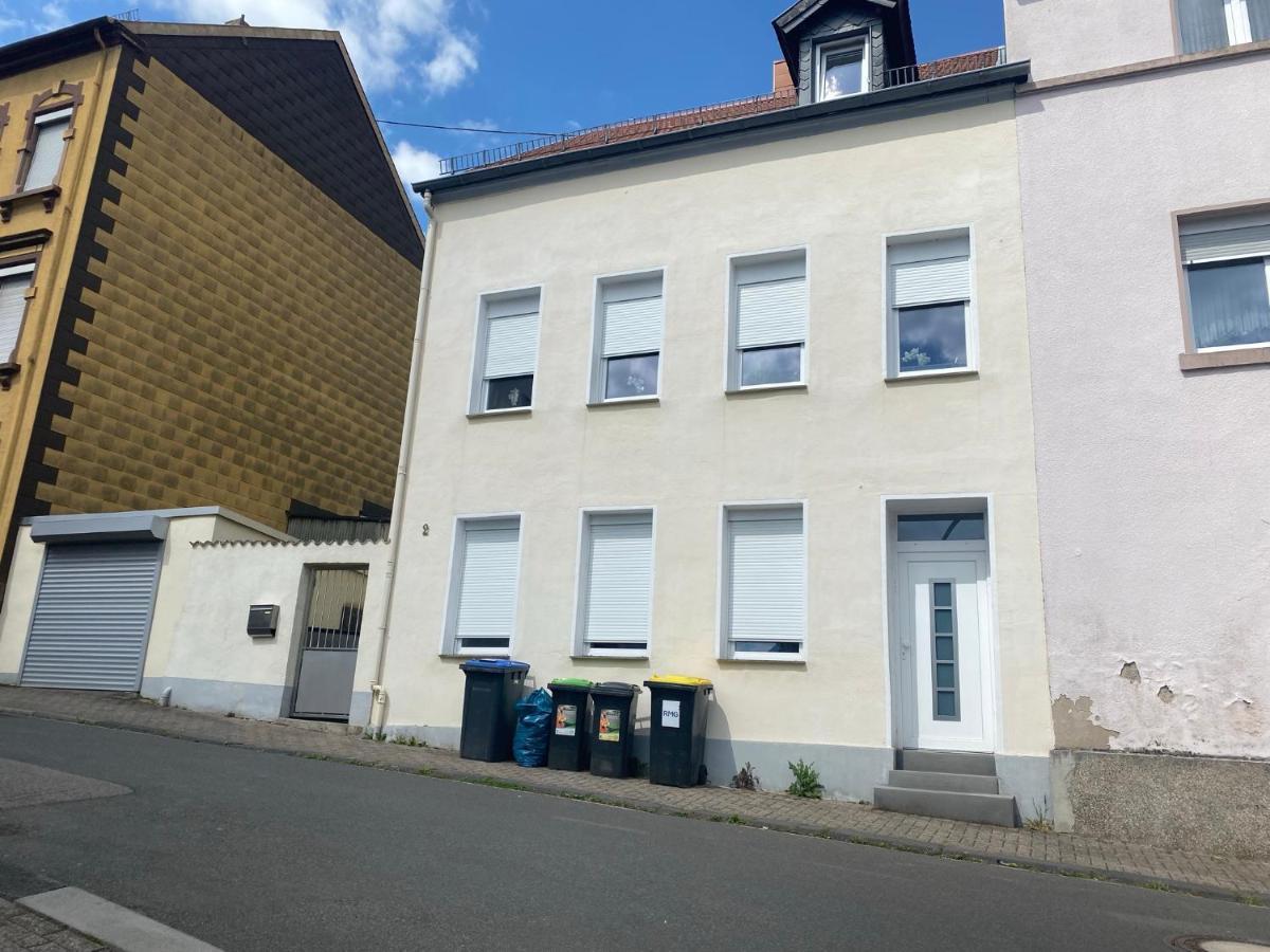 Apartments Lissy I Und II Neunkirchen  Kültér fotó